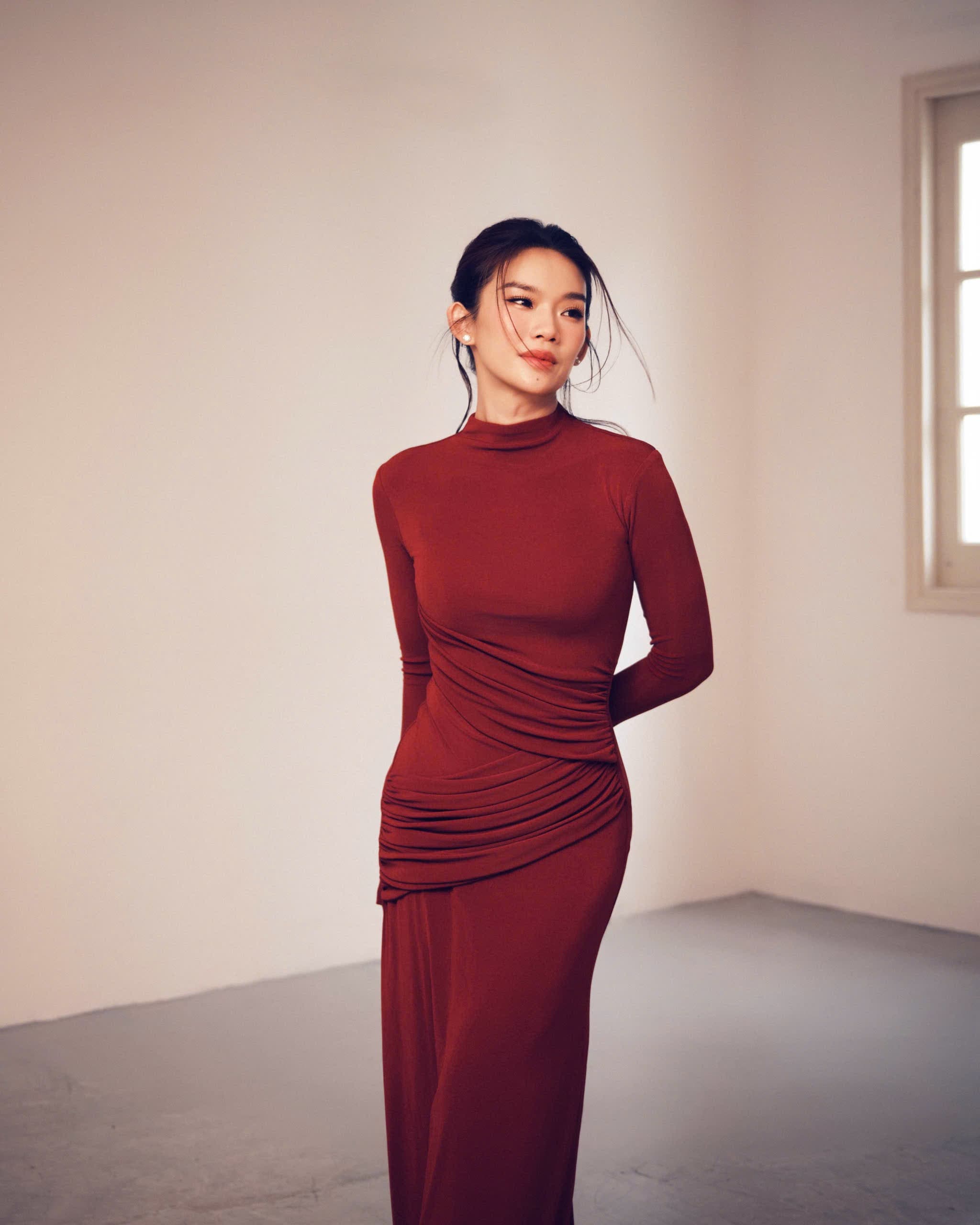 Crimson Reverie - Photo 5